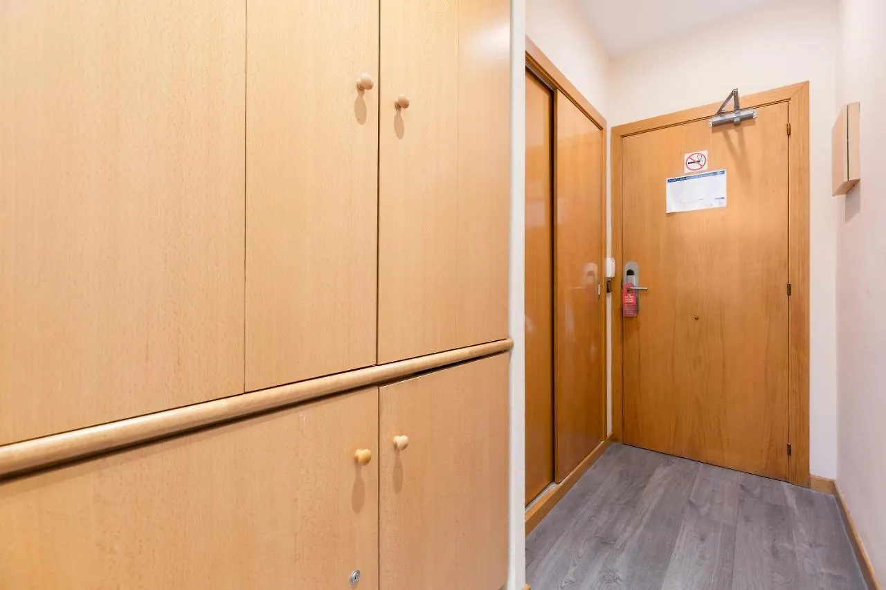 Apartamentos Dv Barcelona 0*,  Spanyolország