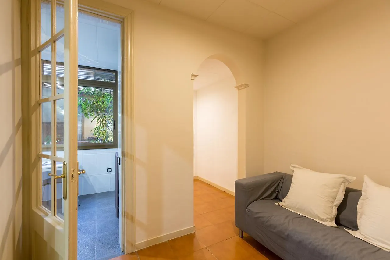 Apartamentos Dv Barcelona Apartmanhotel